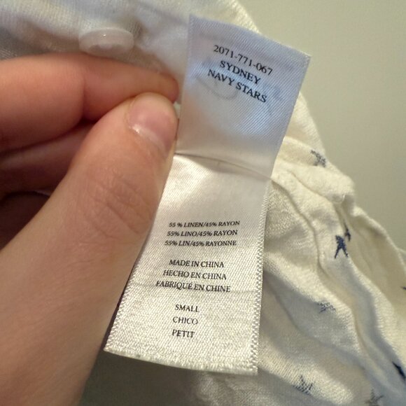 Rails Sydney Button Down with Navy Stars - Picture 5 of 6